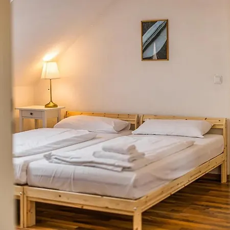 Apartament Grosszuegige Helle 3 Zimmer-wohnung Zentrumsnah Lipsk