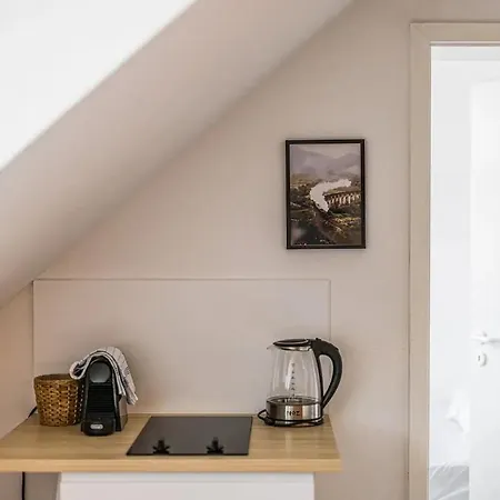 Apartamento Grosszuegige Helle 3 Zimmer-wohnung Zentrumsnah *