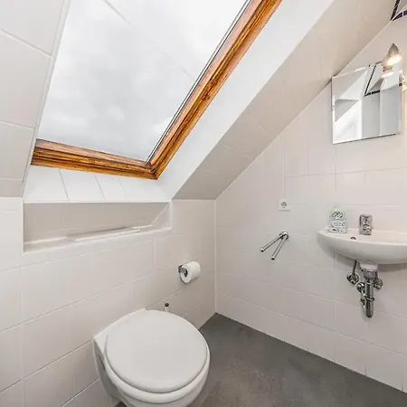 Apartamento Grosszuegige Helle 3 Zimmer-wohnung Zentrumsnah